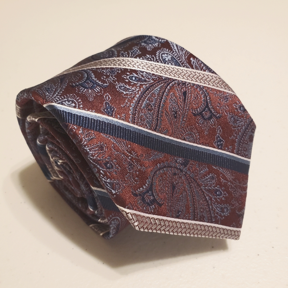 Pronto Uomo Platinum Red Paisley Stripe Silk Tie